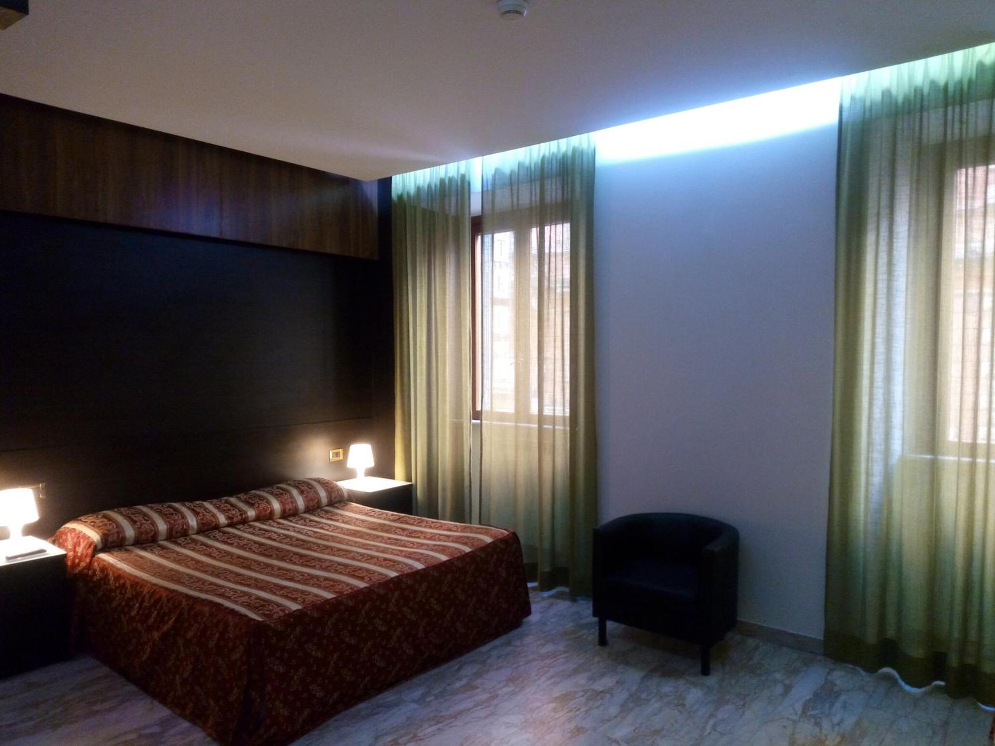 Hotel Milazzo Roma — Foto 1